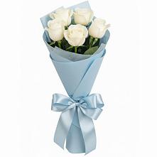 Букет 5 Белых роз Проуд в Сямже