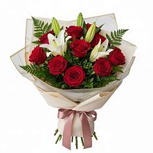 Букет цветов из:  Лилии и Розы в Сямже