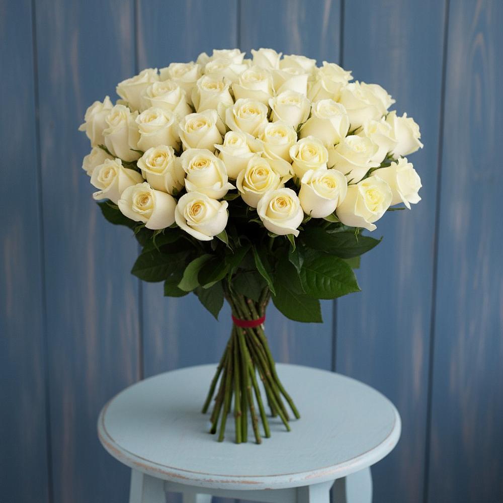 Букет 51 Белая роза Эдлесс Лав в Сямже