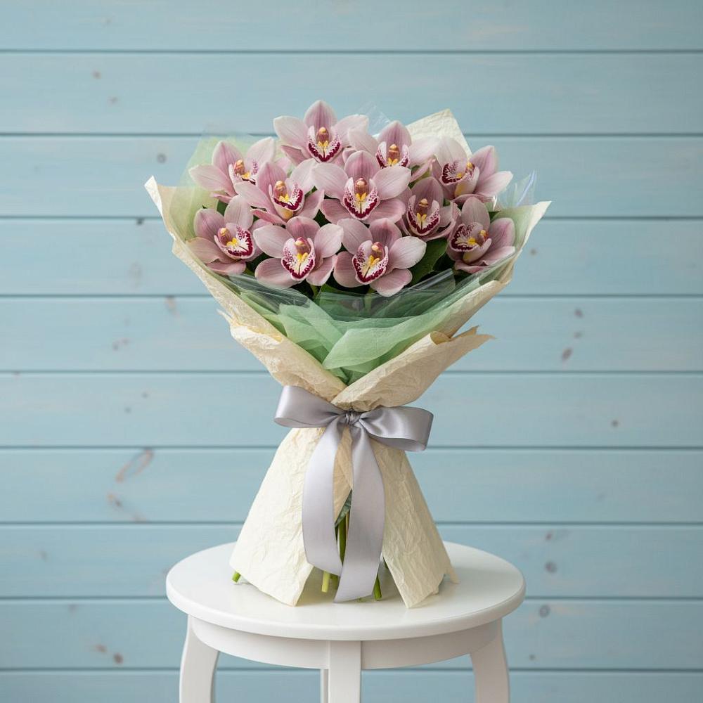 Букет цветов из: Орхидеи и Розы в Сямже