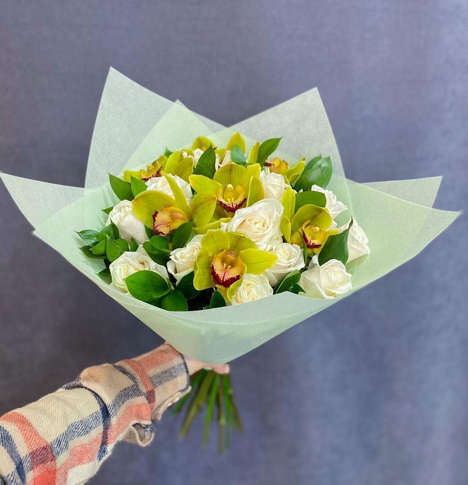 Букет цветов из: Орхидеи и Розы в Сямже