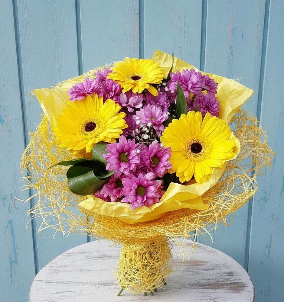 Букет цветов из: Хризантемы и Герберы в Сямже