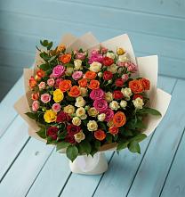 Букет Микс из разноцветных кустовых роз в Сямже