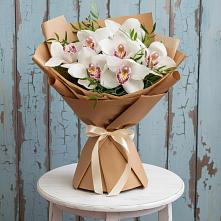 Букет цветов из:  Орхидеи и Розы в Сямже